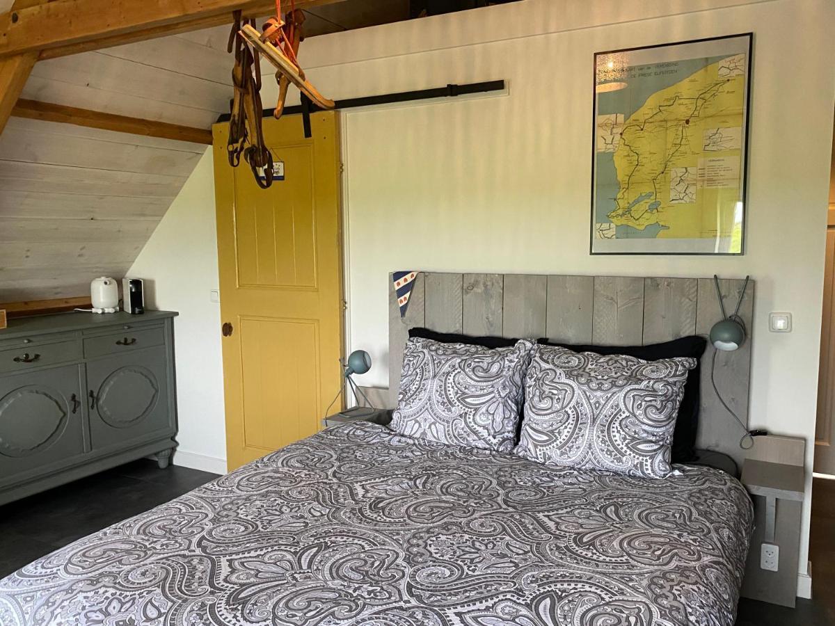 Domstate Bed and Breakfast Ee Buitenkant foto