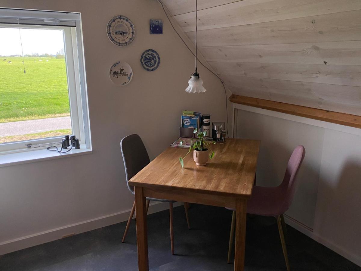 Domstate Bed and Breakfast Ee Buitenkant foto