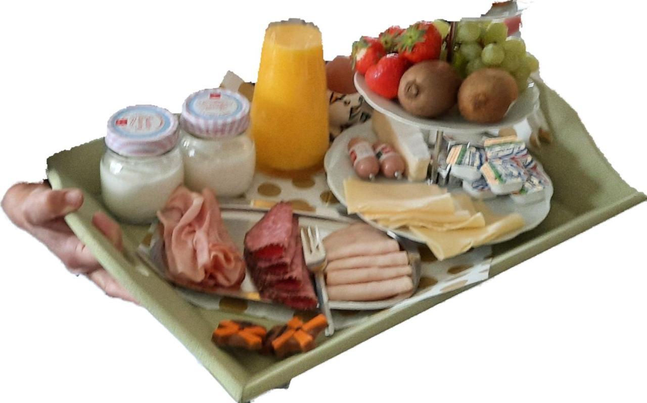 Domstate Bed and Breakfast Ee Buitenkant foto