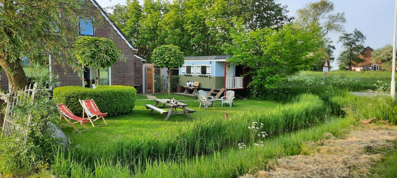 Domstate Bed and Breakfast Ee Buitenkant foto