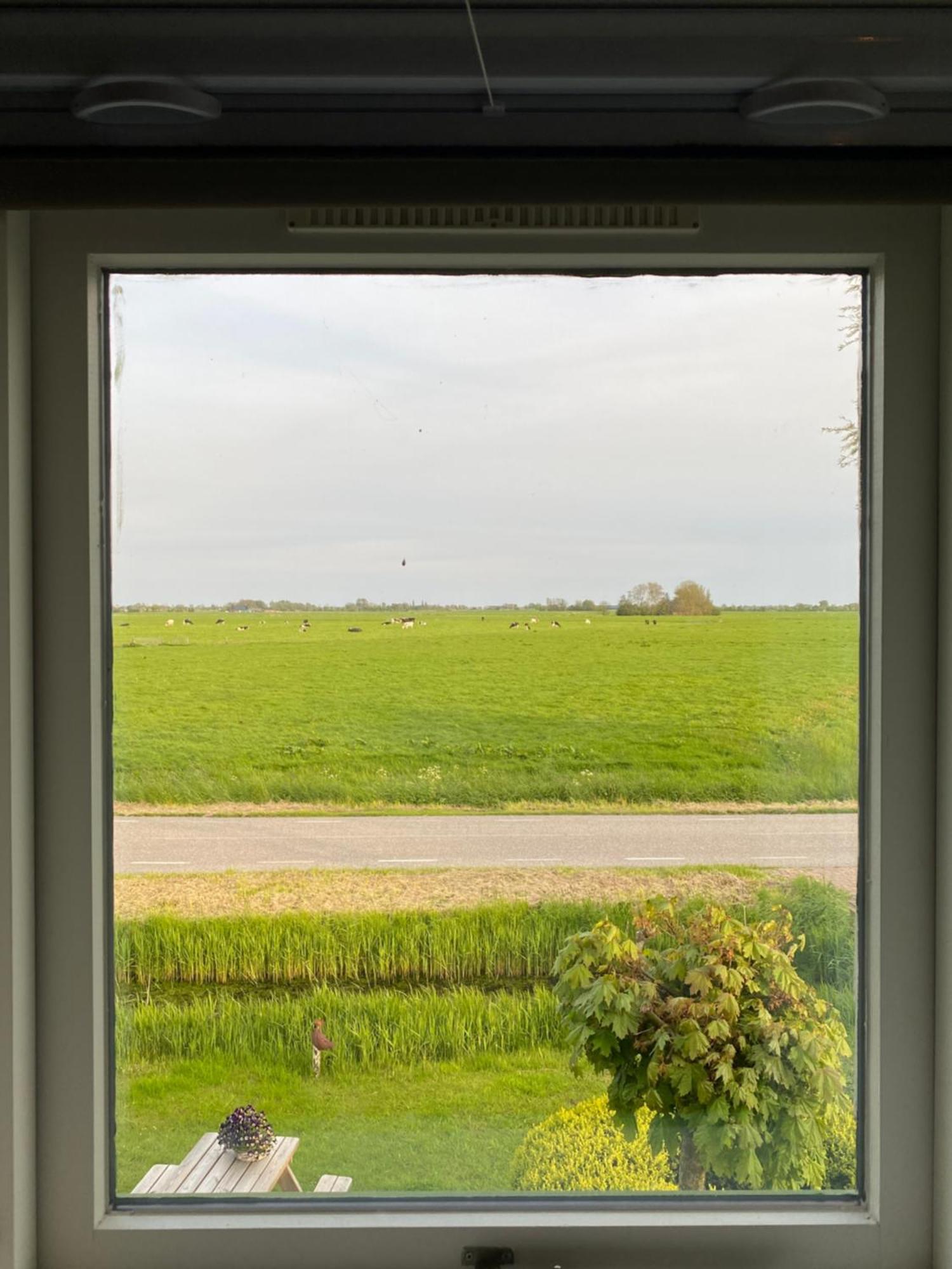 Domstate Bed and Breakfast Ee Buitenkant foto